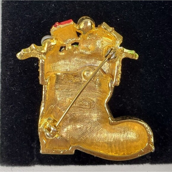 Vintage 1960's Signed ART Gold Tone Santa Boot Enamel Presents Mistletoe Brooch - Picture 10 of 12